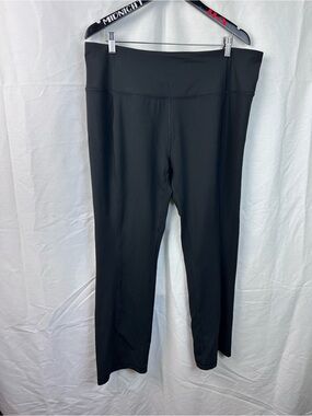 MT Black High-Waist Ponte Pull-On Leggings